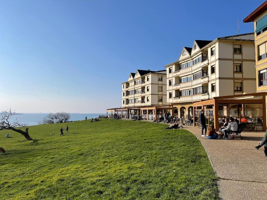 Kukis Duplex Beach Near Bilbao Getxo Buitenkant foto